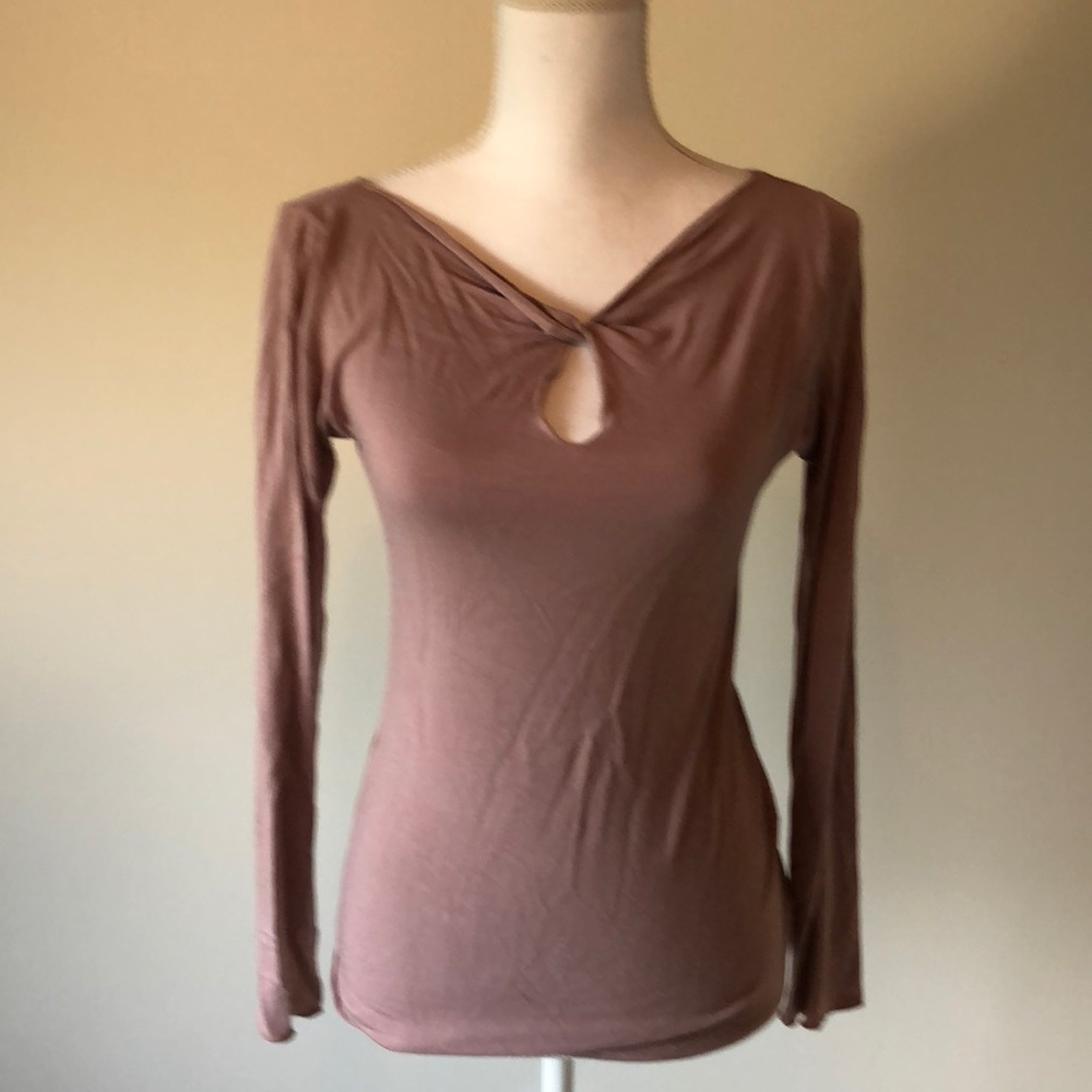 Majestic Paris top
